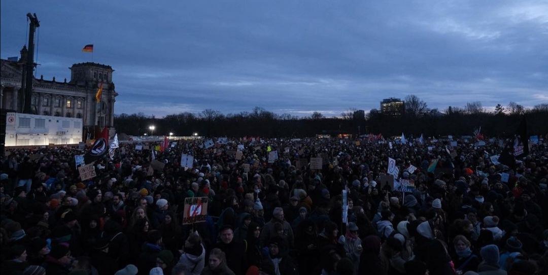 Demonstrationen In Deutschland: „Das Gesamte Regime Wird Rechtsradikaler“